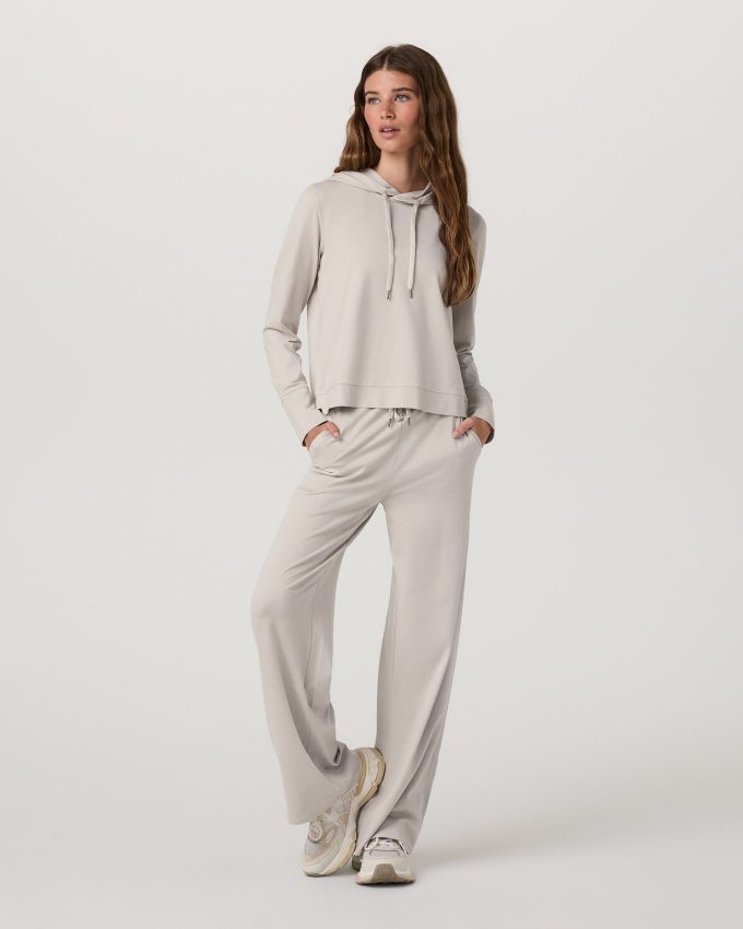 Halo Essential Hoodie